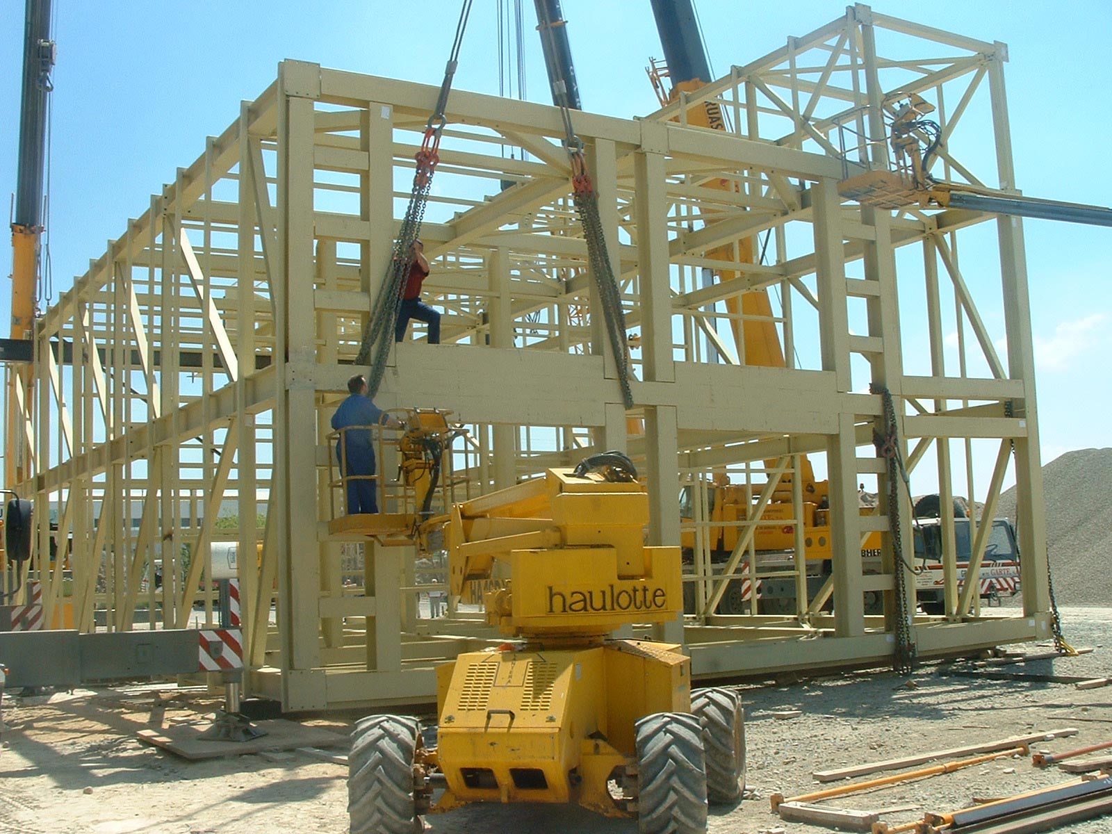 Industrial Dionisio Ruiz Cementera